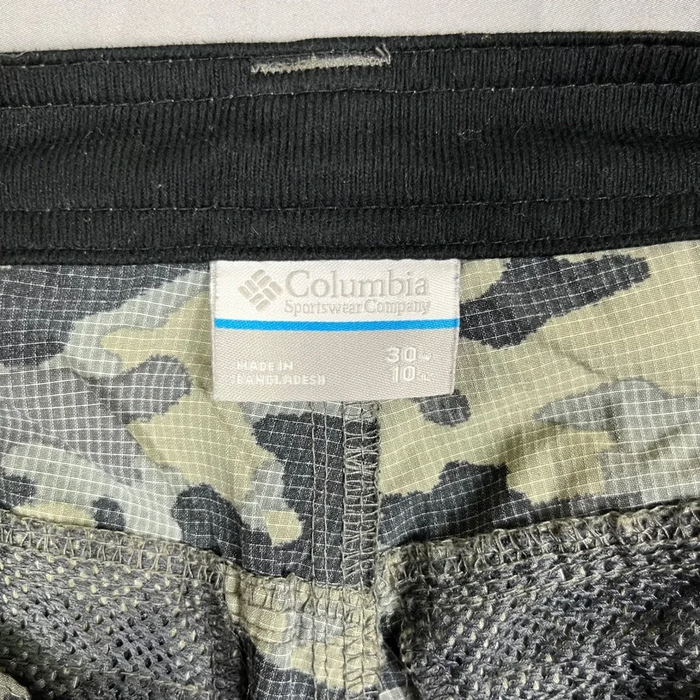 Columbia Youth Boys Cargo Shorts Size S 6/7 Gray Camo Mesh Lined AM4723